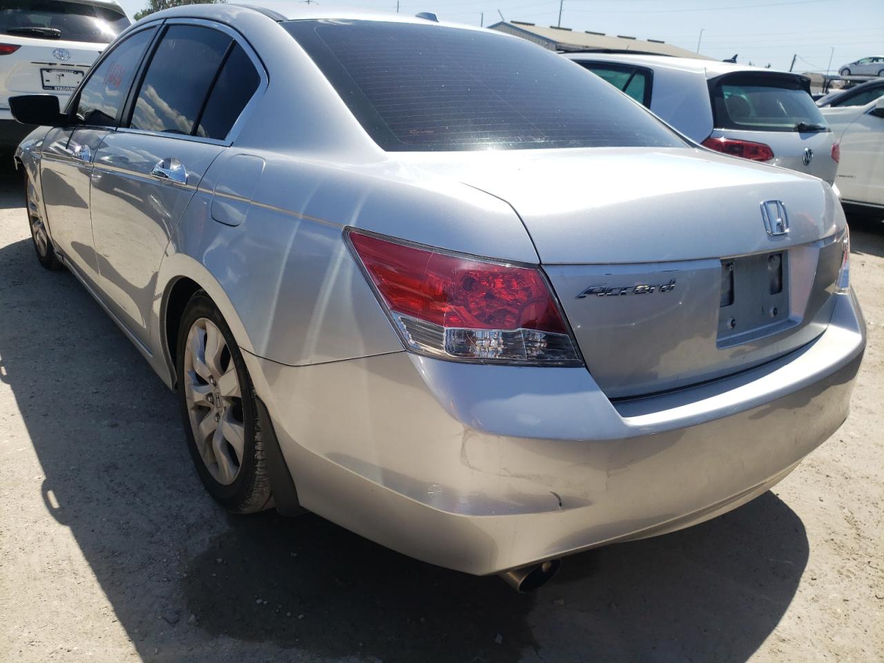 Photo 3 from auction – 2010 HONDA ACCORD EXL with VIN 1HGCP3F86AA009693