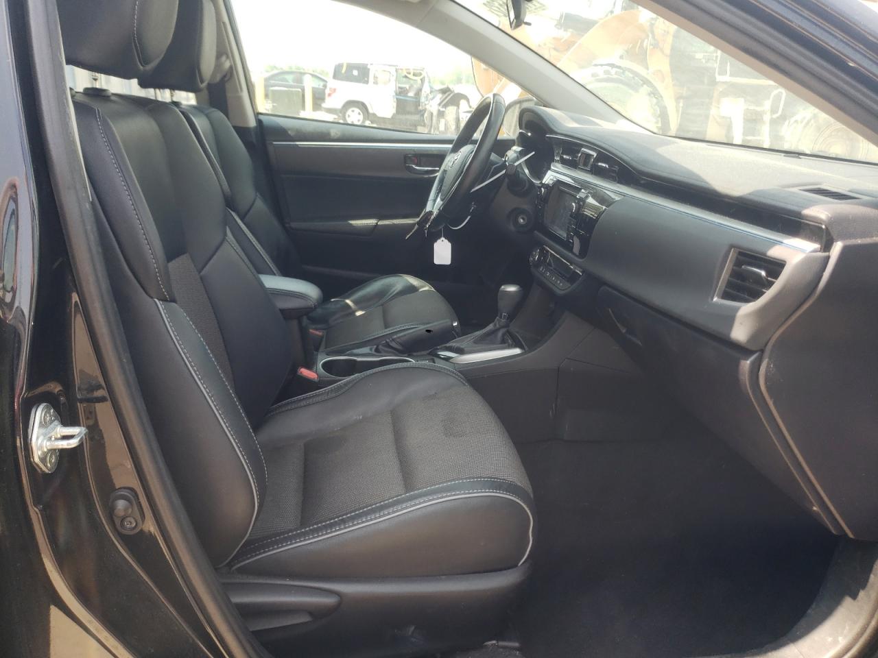 Photo 5 from auction – 2016 TOYOTA COROLLA L with VIN 5YFBURHE2GP491852