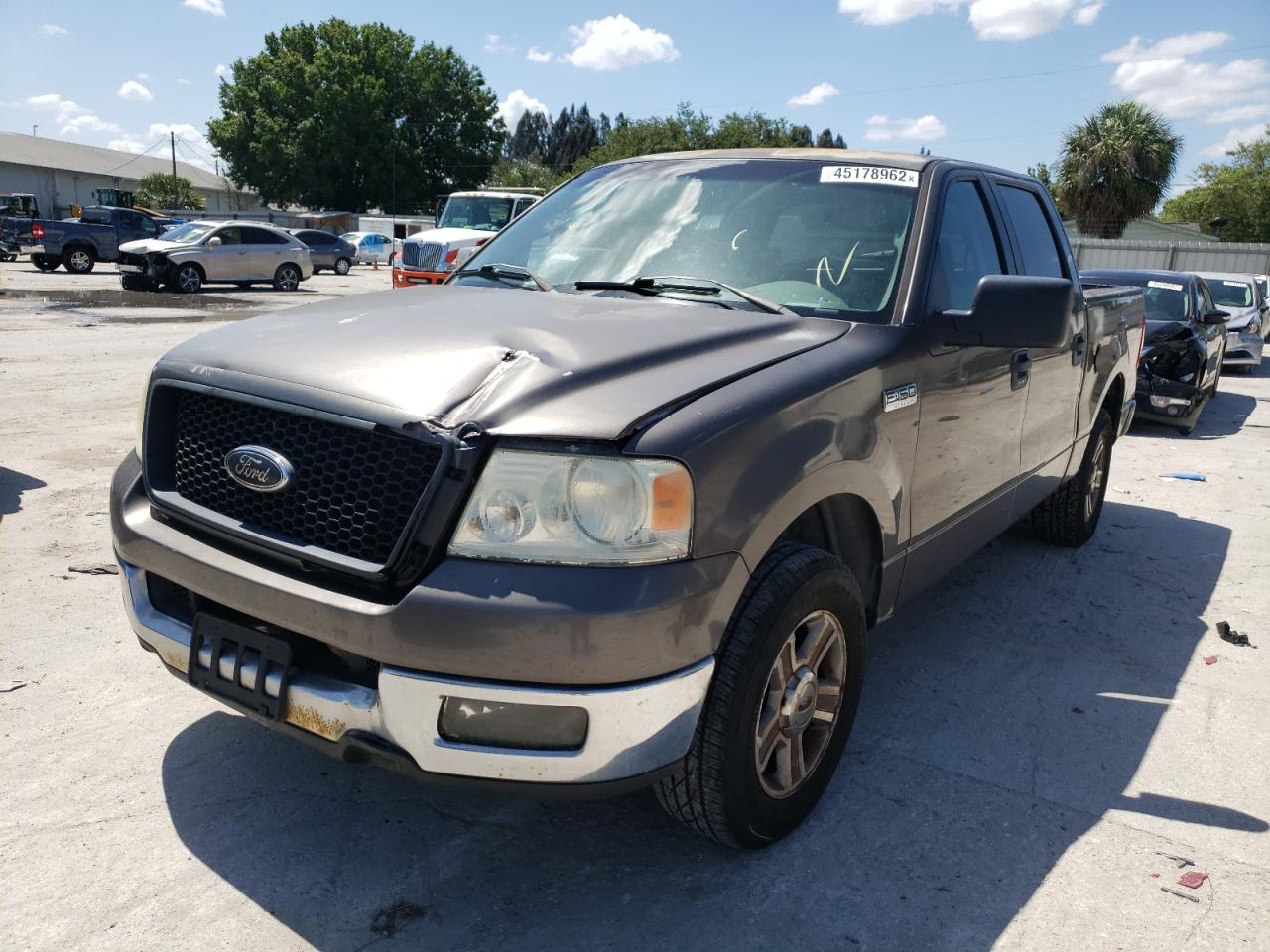 Photo 2 from auction – 2005 FORD F150 SUPER with VIN 1FTPW12595KD21977