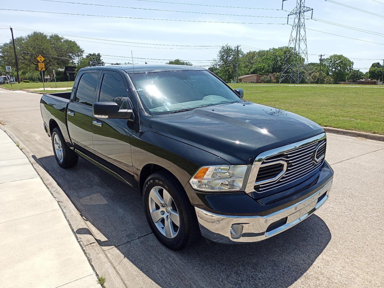 RAM 1500 SLT 2016 with VIN 1C6RR6LGXGS332784 - Photo from auction
