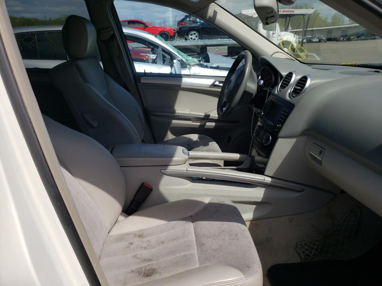 Photo 5 from auction – 2008 MERCEDES-BENZ ML 350 with VIN 4JGBB86E98A332332