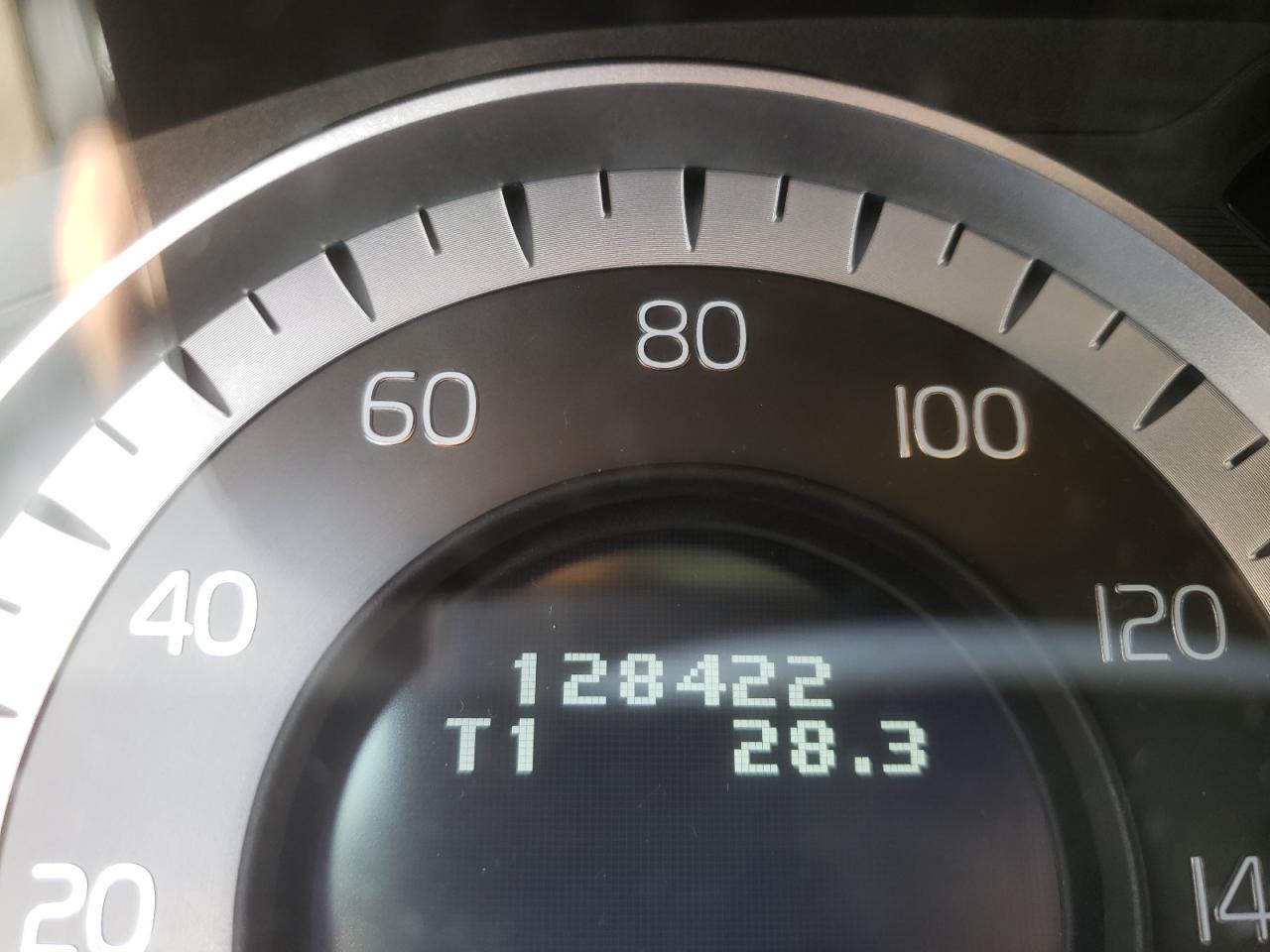 Photo 8 from auction – 2012 VOLVO S60 T5 with VIN YV1622FS7C2037882