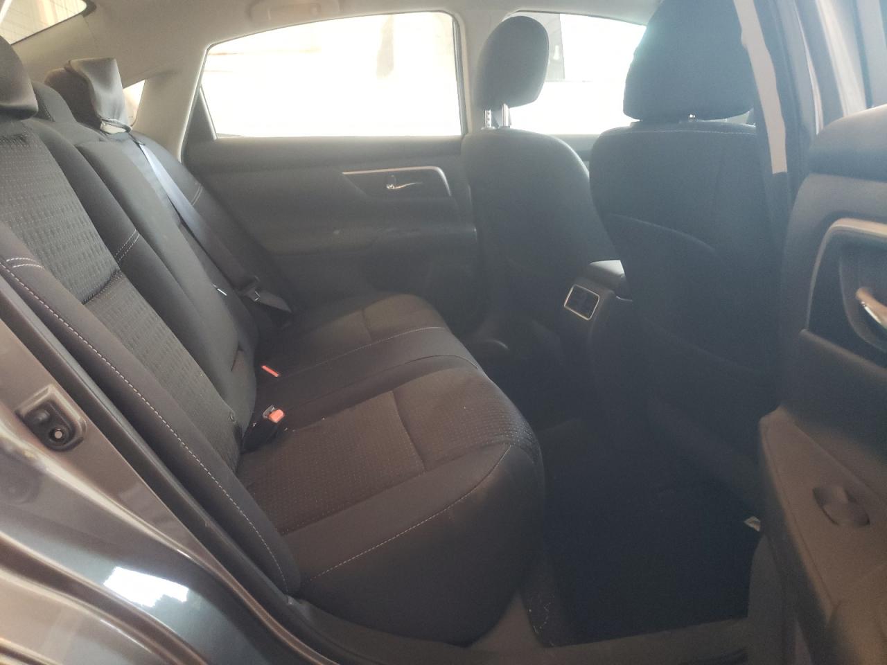 Photo 6 from auction – 2016 NISSAN ALTIMA 2.5 with VIN 1N4AL3AP0GC260471