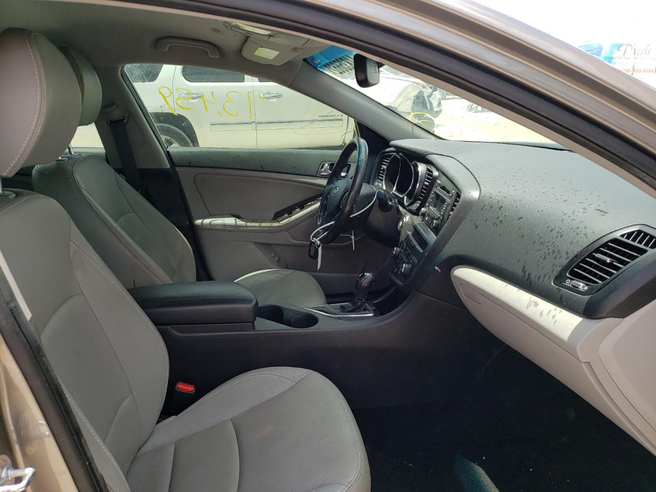 Photo 5 from auction – 2012 KIA OPTIMA EX with VIN 5XXGN4A71CG055367