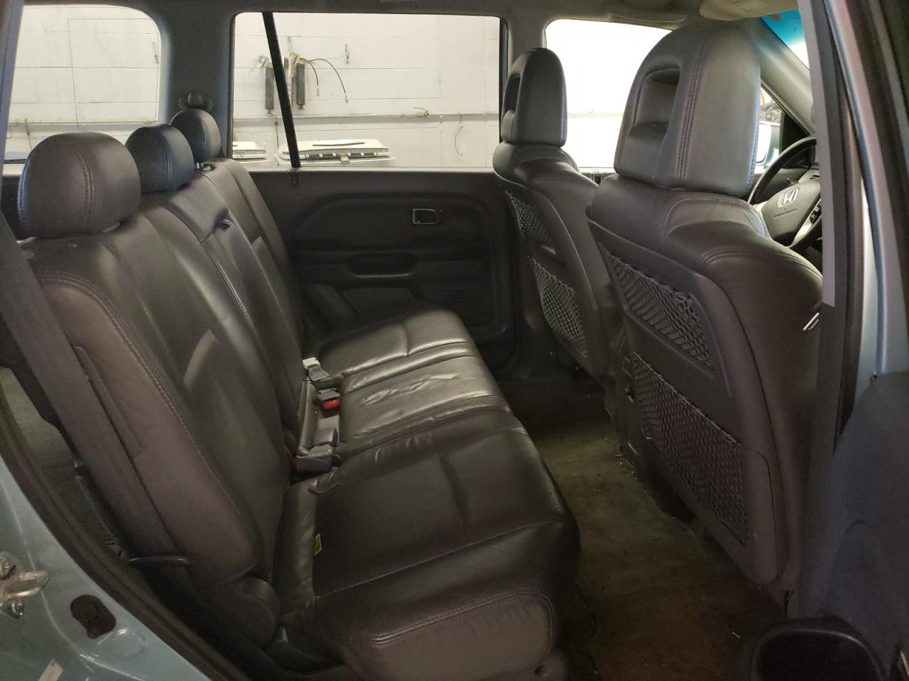 Photo 6 from auction – 2003 HONDA PILOT EXL with VIN 2HKYF18573H502437