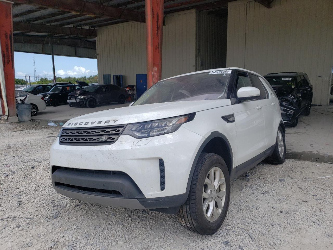 Photo 2 from auction – 2020 LAND ROVER DISCOVERY with VIN SALRG2RVXL2430312