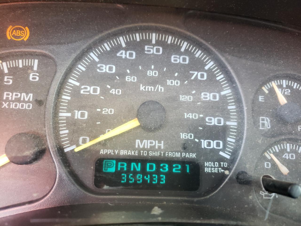 Photo 8 from auction – 2000 CHEVROLET SILVERADO with VIN 1GCEK19T7YE175170