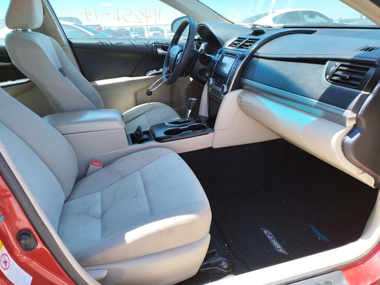 Photo 5 from auction – 2014 TOYOTA CAMRY L with VIN 4T4BF1FK9ER389566