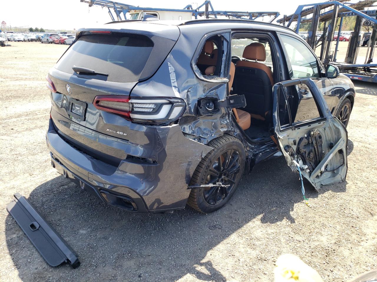 Photo 4 from auction – 2022 BMW X5 XDRIVE4 with VIN 5UXTA6C06N9K24707