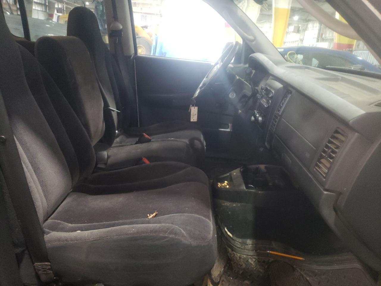 Photo 5 from auction – 2003 DODGE DAKOTA QUA with VIN 1D7HG48N63S301313