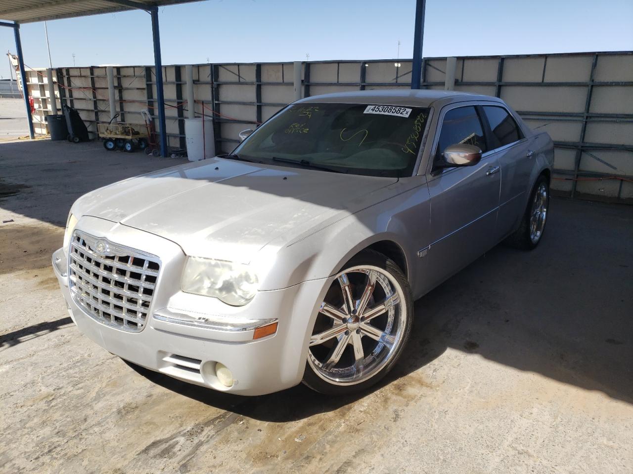 Photo 2 from auction – 2005 CHRYSLER 300C with VIN 2C3AA63HX5H576658