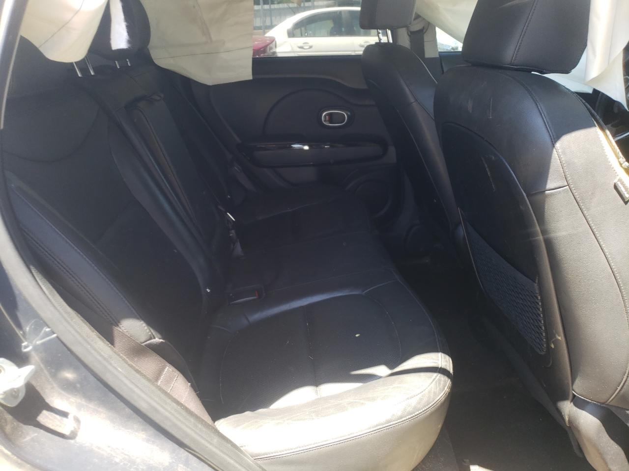 Photo 6 from auction – 2016 KIA SOUL ! with VIN KNDJX3A52G7334267