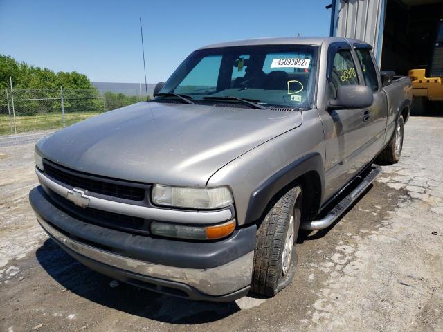Photo 2 from auction – 2000 CHEVROLET SILVERADO with VIN 1GCEC19W0YZ310540