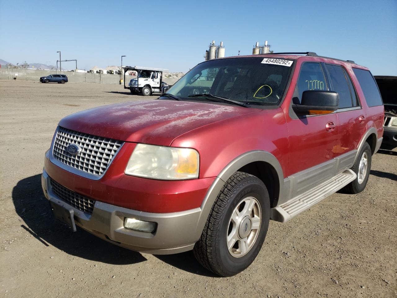 Photo 2 from auction – 2004 FORD EXPEDITION with VIN 1FMPU17L74LA82950