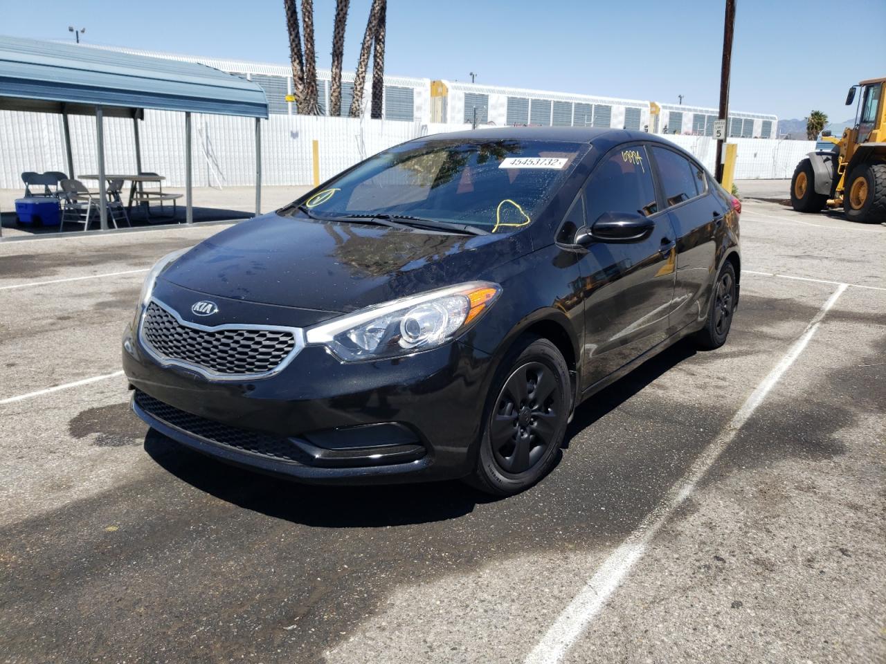 Photo 2 from auction – 2016 KIA FORTE LX with VIN KNAFK4A6XG5593603