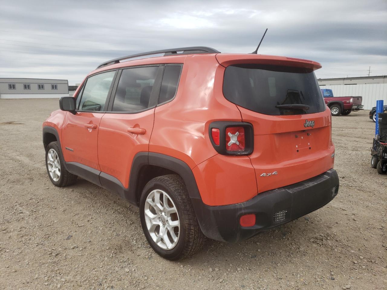 Photo 3 from auction – 2016 JEEP RENEGADE L with VIN ZACCJBBT2GPC55525
