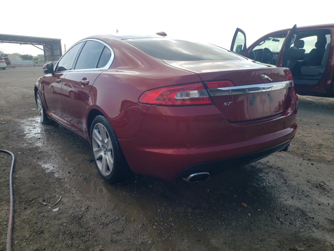 Photo 3 from auction – 2011 JAGUAR XF with VIN SAJWA0FB4BLS17988