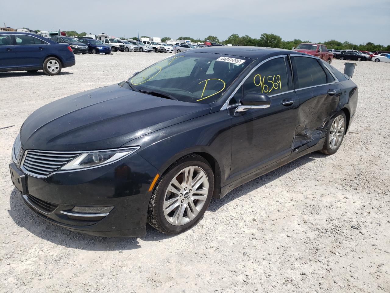 Photo 2 from auction – 2014 LINCOLN MKZ with VIN 3LN6L2GK8ER828126
