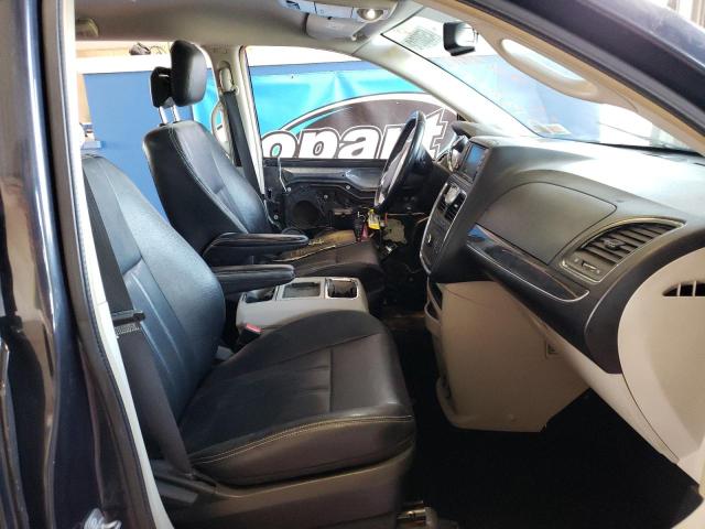 Photo 5 from auction – 2014 CHRYSLER TOWN & COU with VIN 2C4RC1BG1ER395141