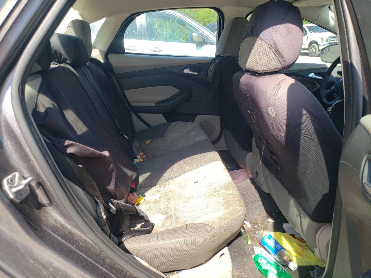Photo 6 from auction – 2014 FORD FOCUS SE with VIN 1FADP3F26EL244495