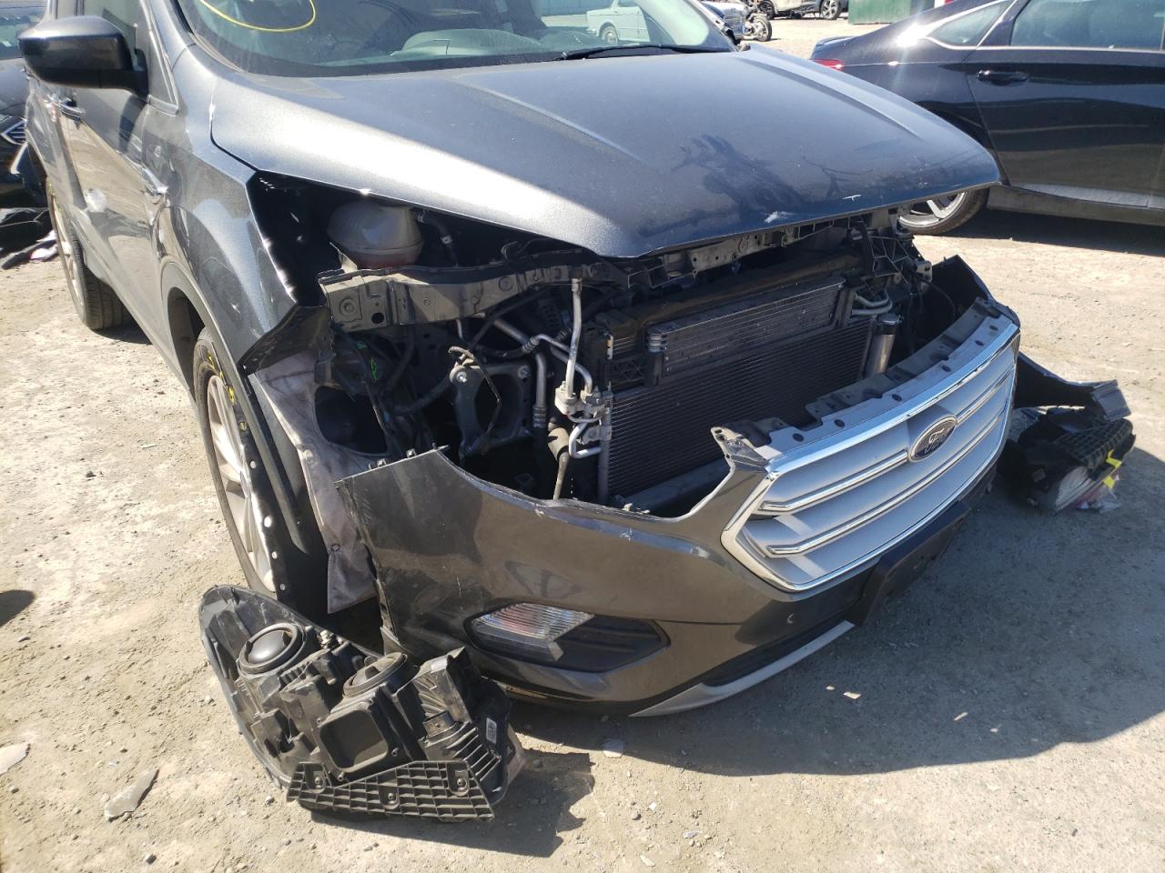 Photo 9 from auction – 2019 FORD ESCAPE SE with VIN 1FMCU0GD2KUC34528