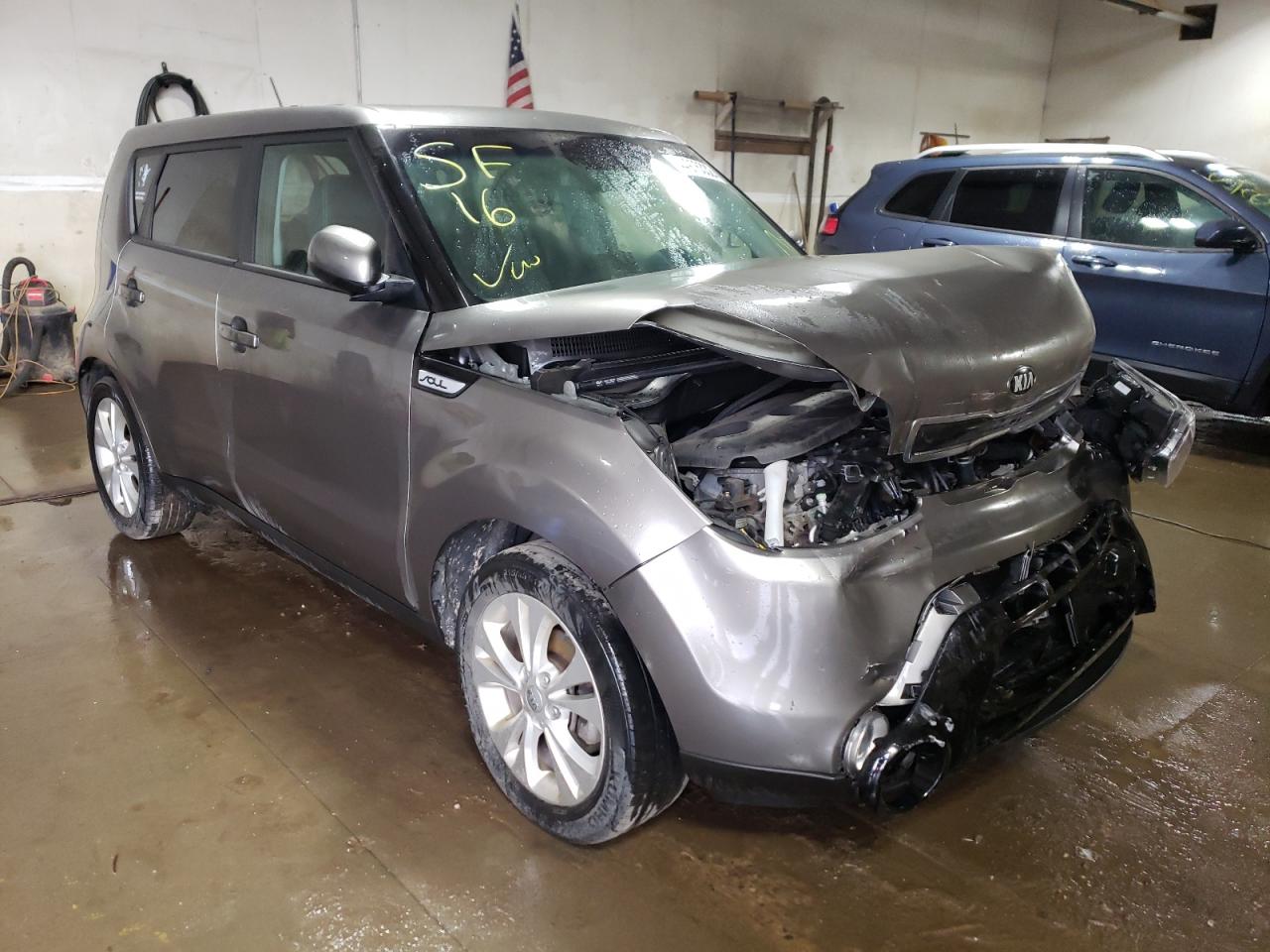 KIA SOUL + 2016 with VIN KNDJP3A5XG7327468 - Photo from auction