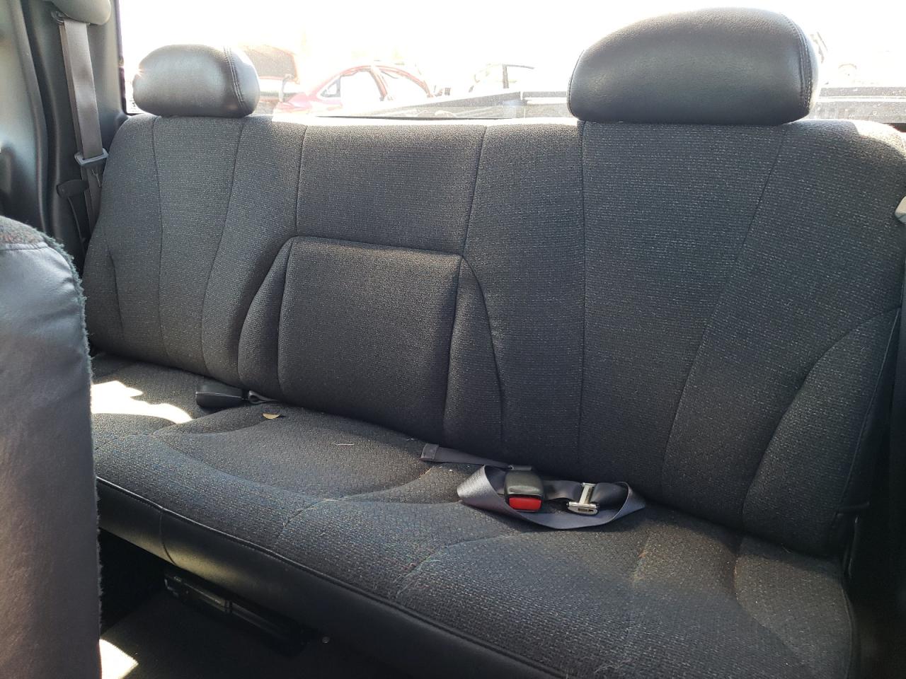 Photo 6 from auction – 2000 CHEVROLET SILVERADO with VIN 2GCEC19V0Y1111164