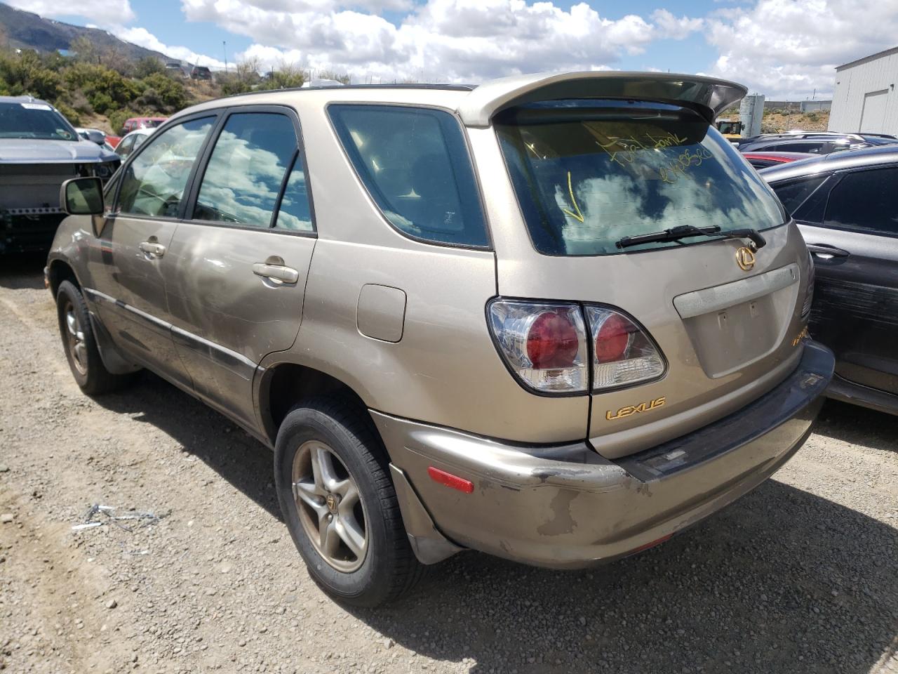 Photo 3 from auction – 2003 LEXUS RX 300 with VIN JTJHF10U530305635