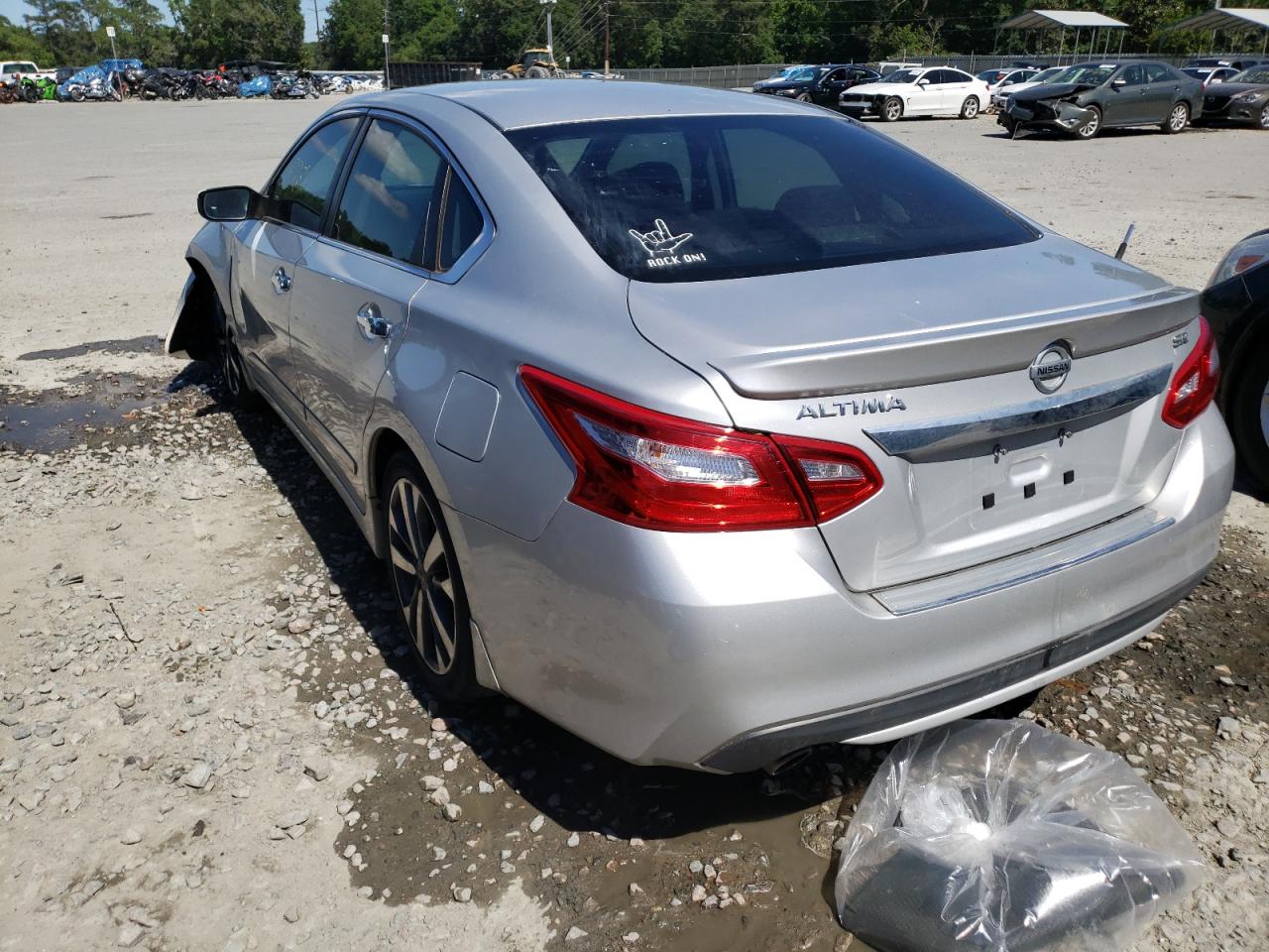 Photo 3 from auction – 2016 NISSAN ALTIMA 2.5 with VIN 1N4AL3AP7GC213387