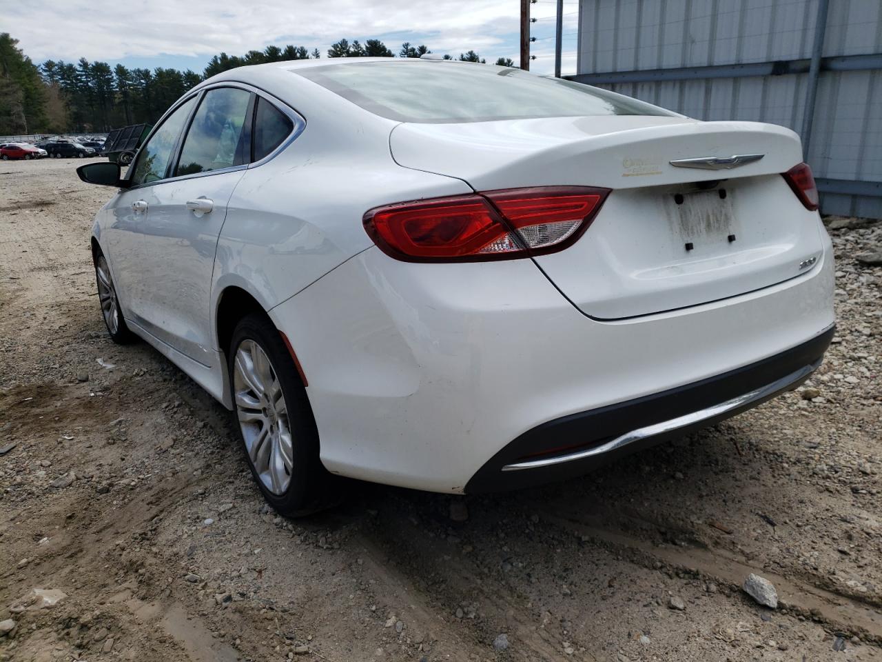Photo 3 from auction – 2015 CHRYSLER 200 LIMITE with VIN 1C3CCCAB8FN536068