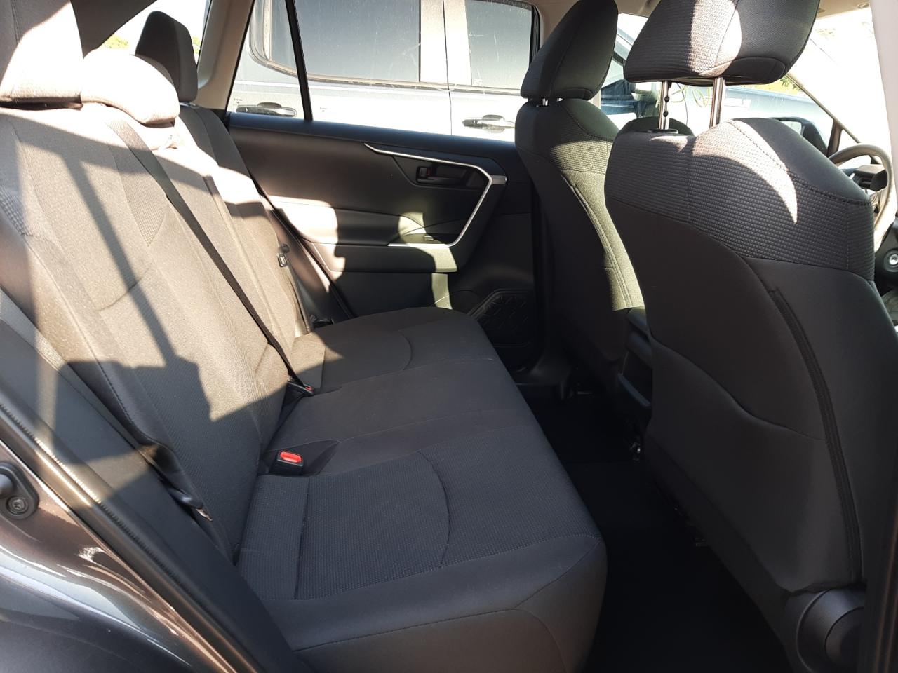 Photo 6 from auction – 2021 TOYOTA RAV4 LE with VIN 2T3K1RFVXMC088006