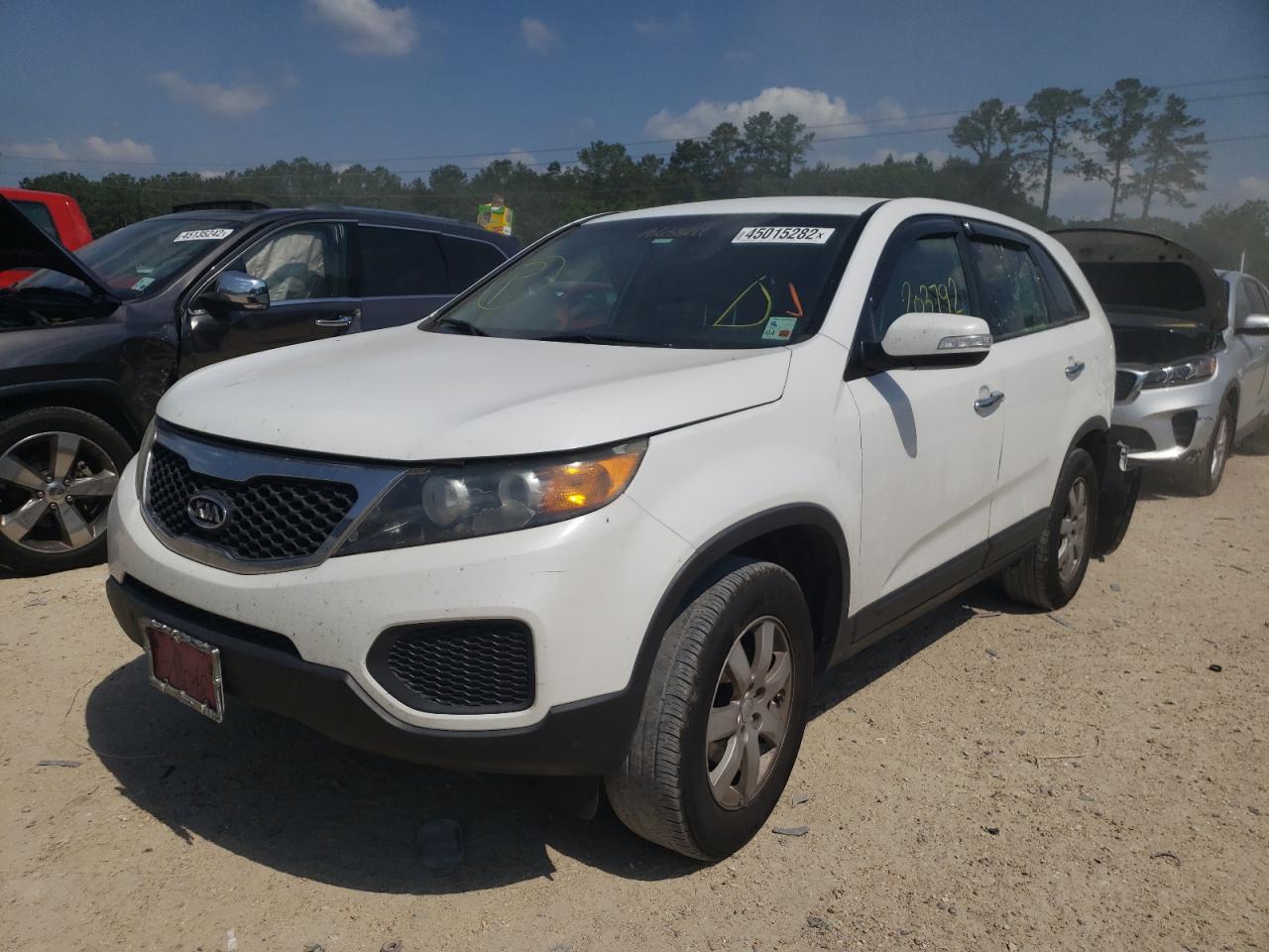 Photo 2 from auction – 2011 KIA SORENTO BA with VIN 5XYKT3A15BG177388