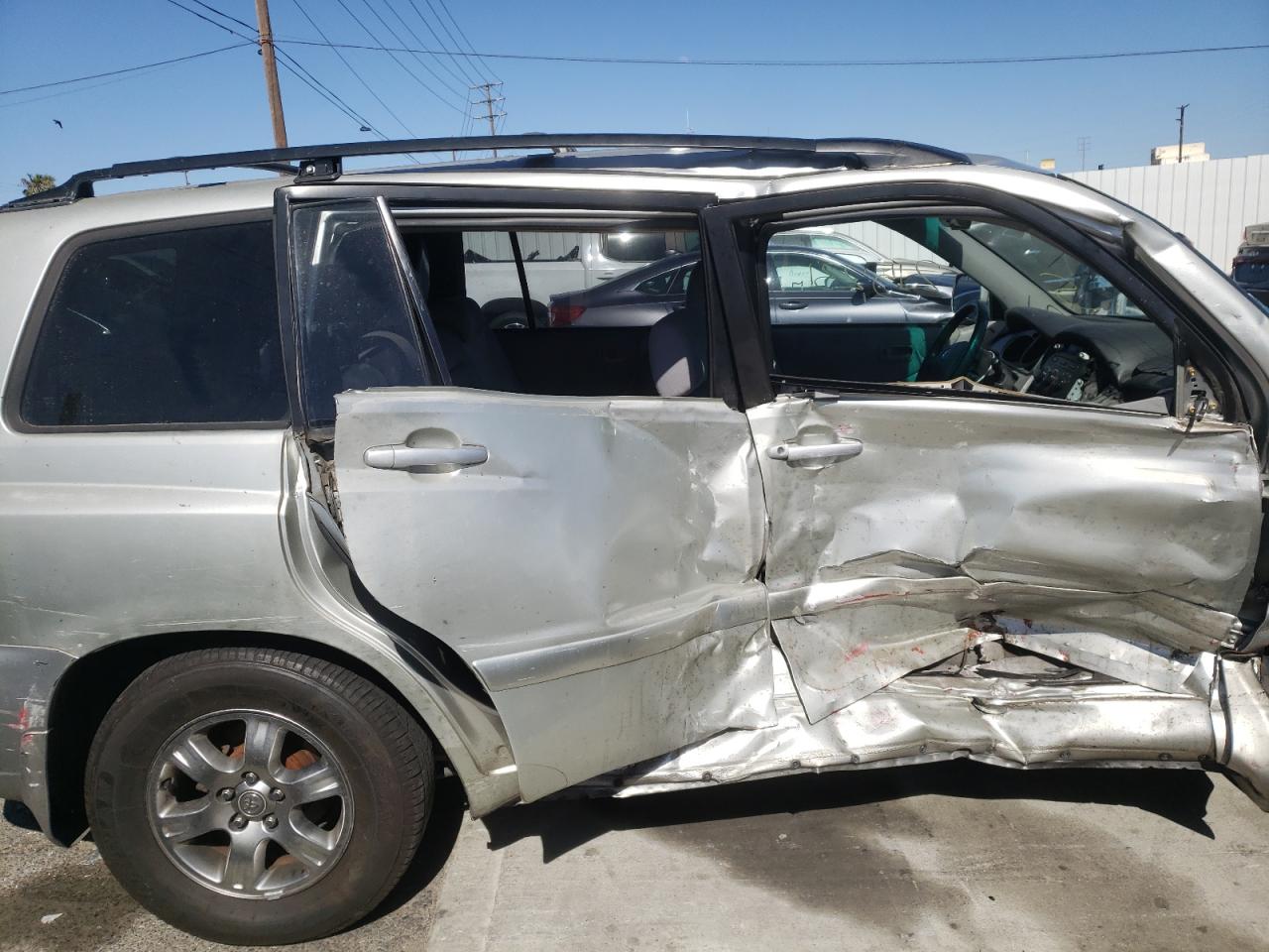 Photo 9 from auction – 2004 TOYOTA HIGHLANDER with VIN JTEDP21A940014903