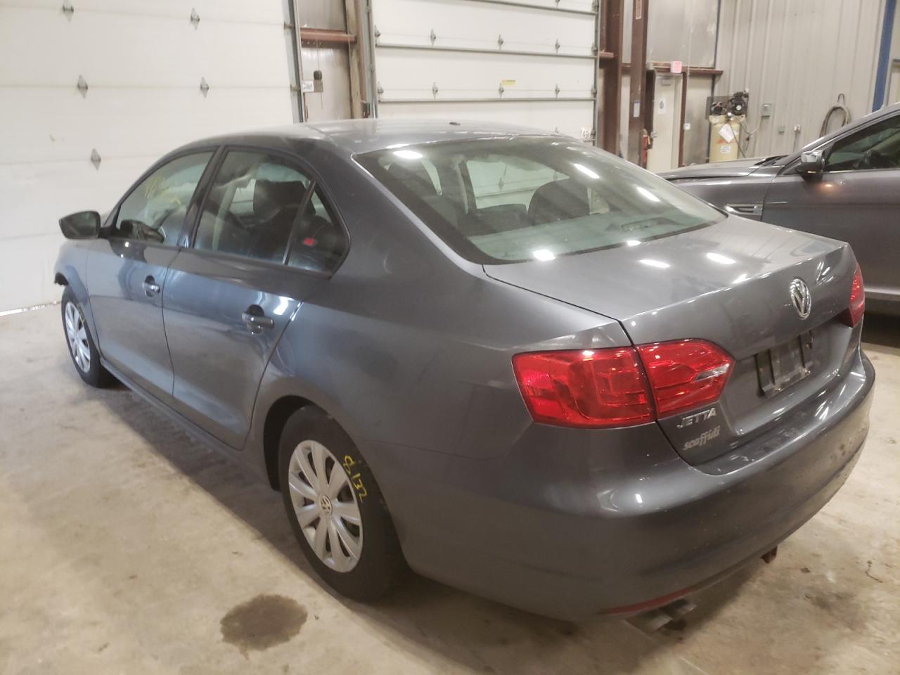 Photo 3 from auction – 2014 VOLKSWAGEN JETTA BASE with VIN 3VW2K7AJ2EM353991