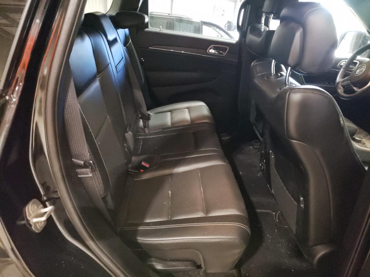 Photo 6 from auction – 2017 JEEP GRAND CHER with VIN 1C4RJFBG0HC948264