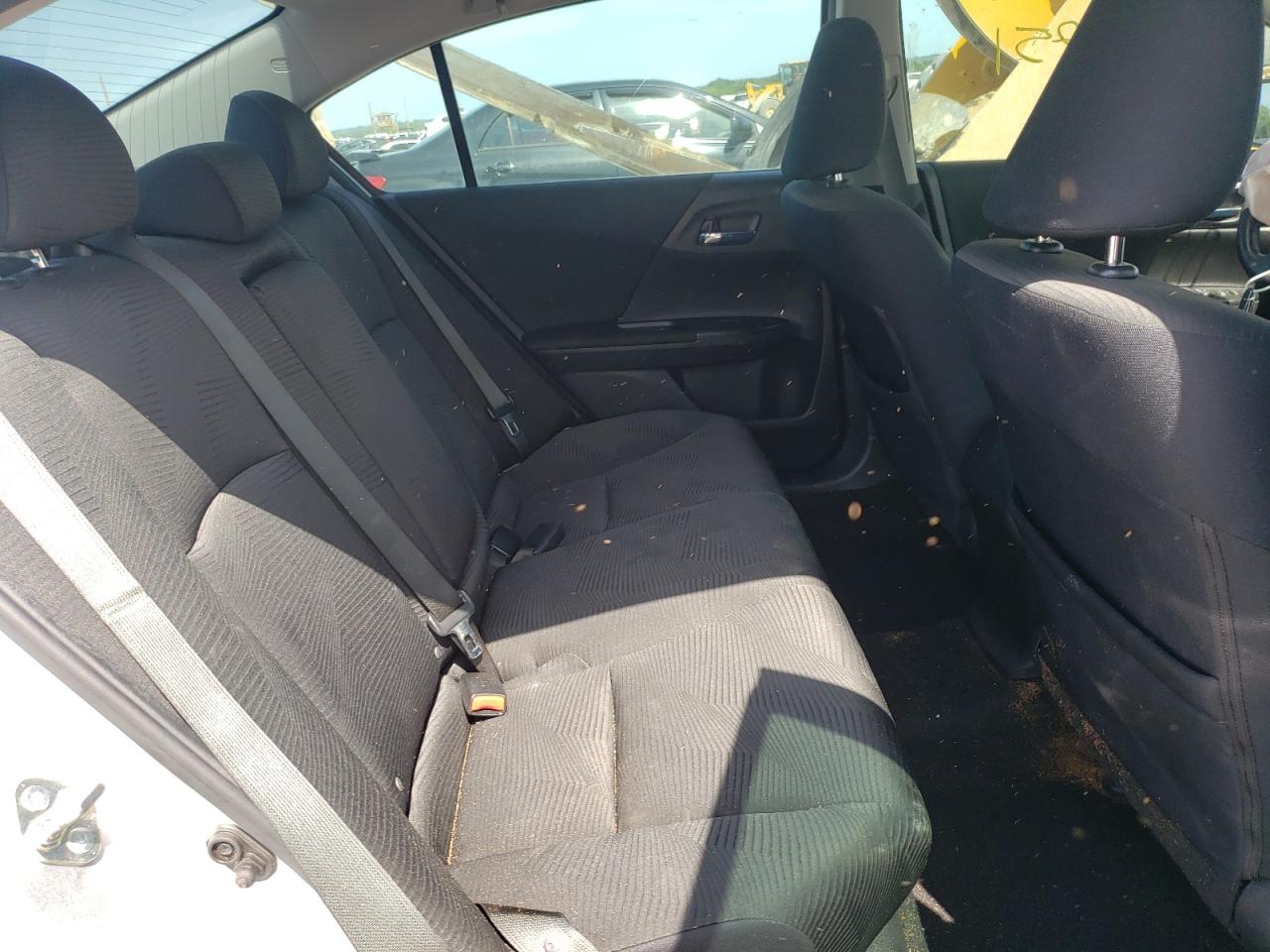 Photo 6 from auction – 2015 HONDA ACCORD LX with VIN 1HGCR2F37FA070826