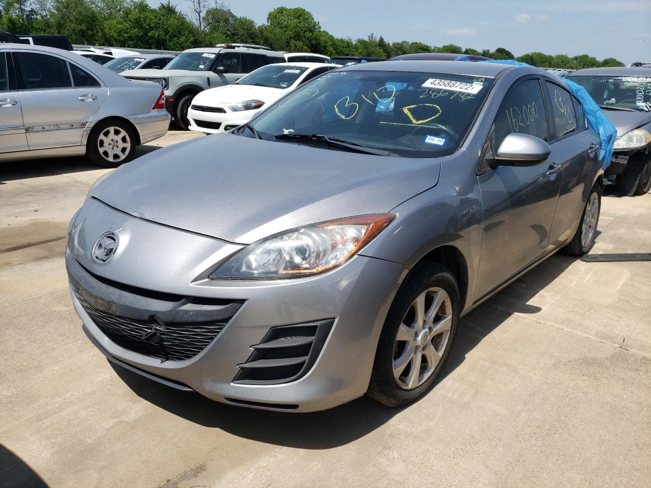 Photo 2 from auction – 2010 MAZDA 3 I with VIN JM1BL1SG9A1286782