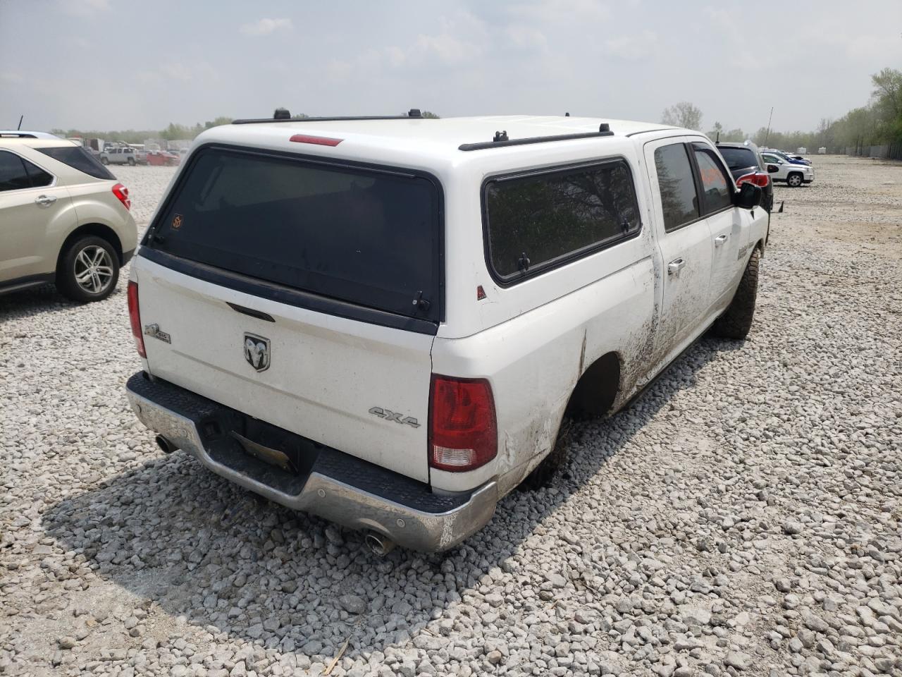 Photo 4 from auction – 2016 RAM 1500 SLT with VIN 3C6RR7LT1GG181697