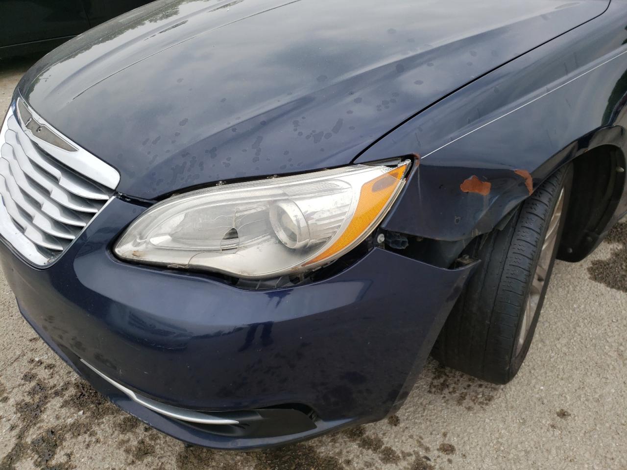 Photo 9 from auction – 2013 CHRYSLER 200 LX with VIN 1C3CCBAB6DN670956