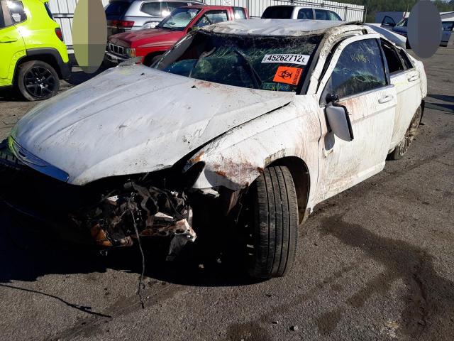 Photo 2 from auction – 2013 CHRYSLER 200 TOURIN with VIN 1C3CCBBBXDN595421