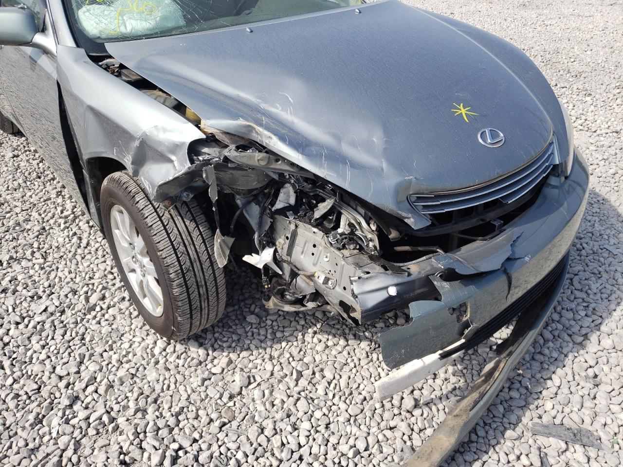 Photo 9 from auction – 2002 LEXUS ES 300 with VIN JTHBF30G220014229