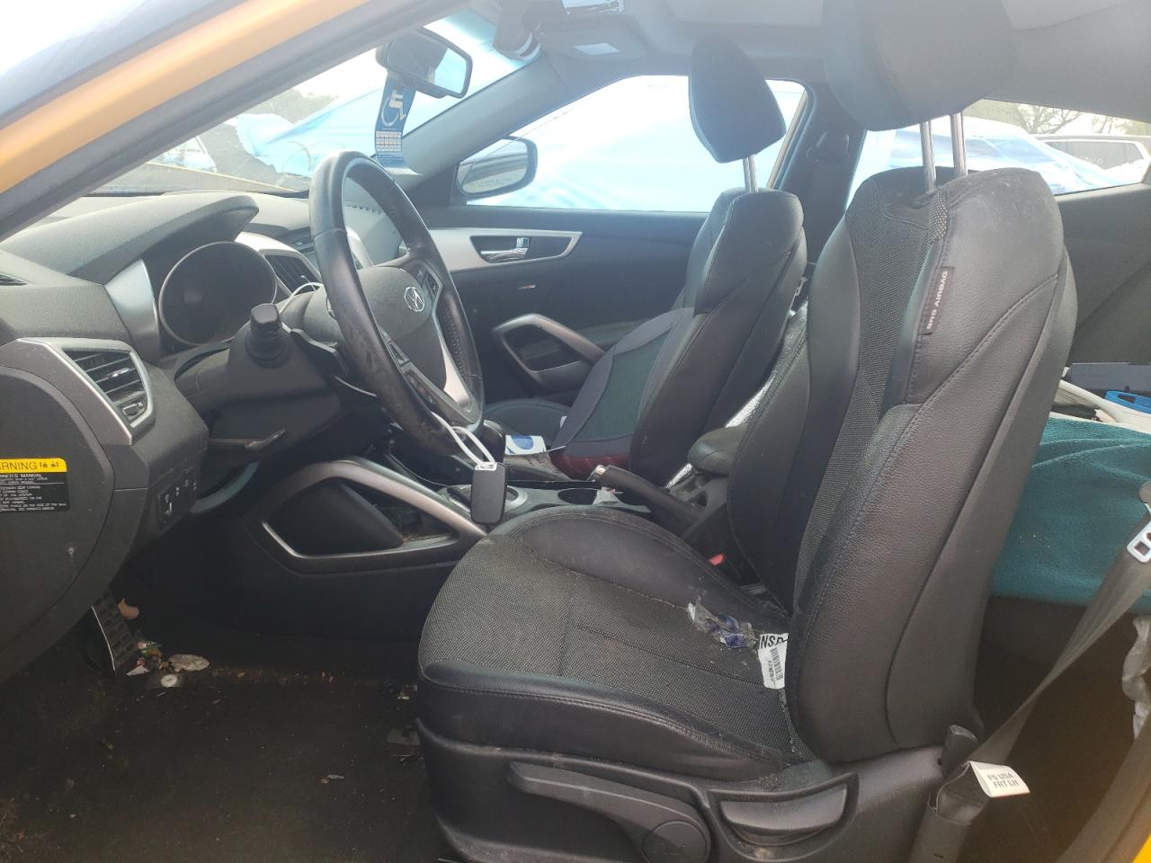 Photo 5 from auction – 2014 HYUNDAI VELOSTER with VIN KMHTC6AD9EU201772