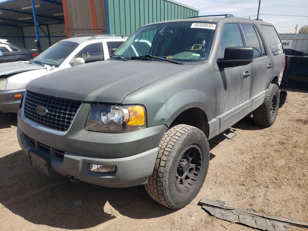 Photo 2 from auction – 2004 FORD EXPEDITION with VIN 1FMPU16L14LB22733