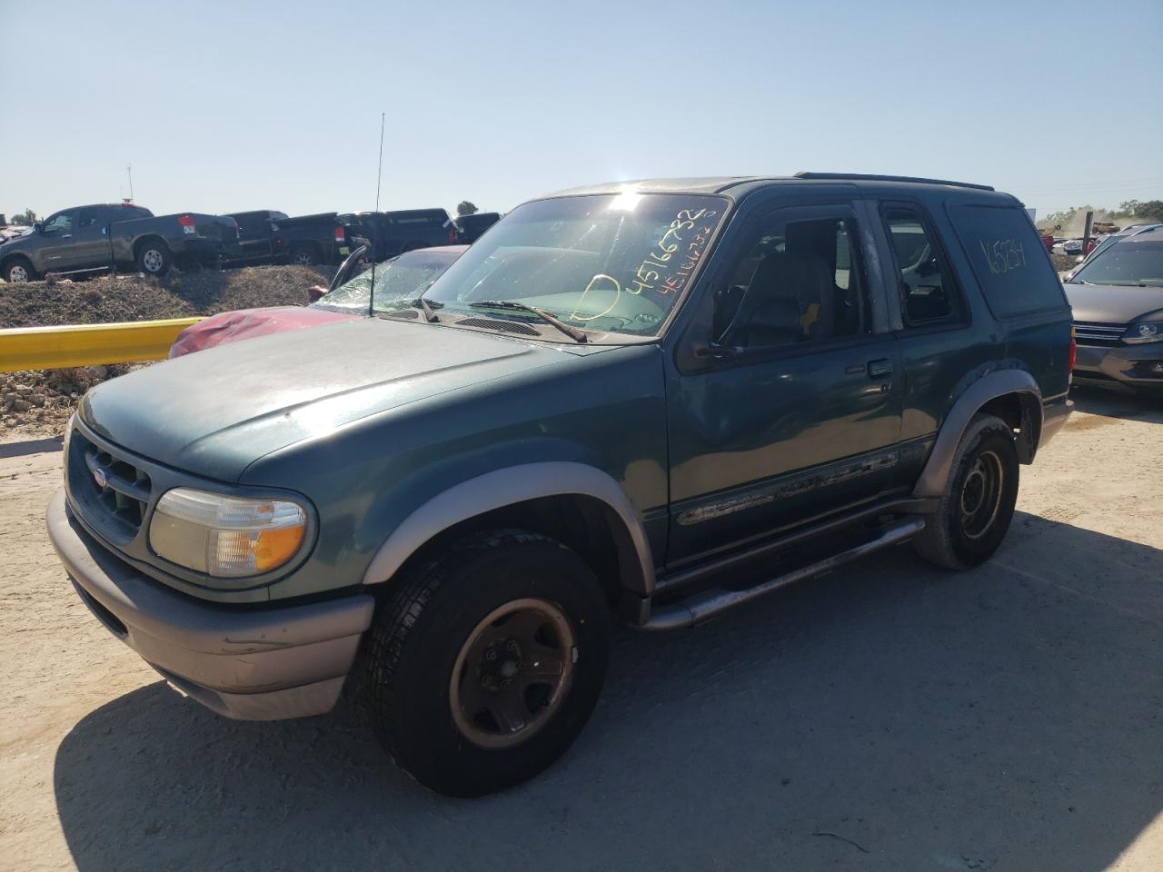 Photo 10 from auction – 1997 FORD EXPLORER with VIN 1FMCU22E0VUD28908