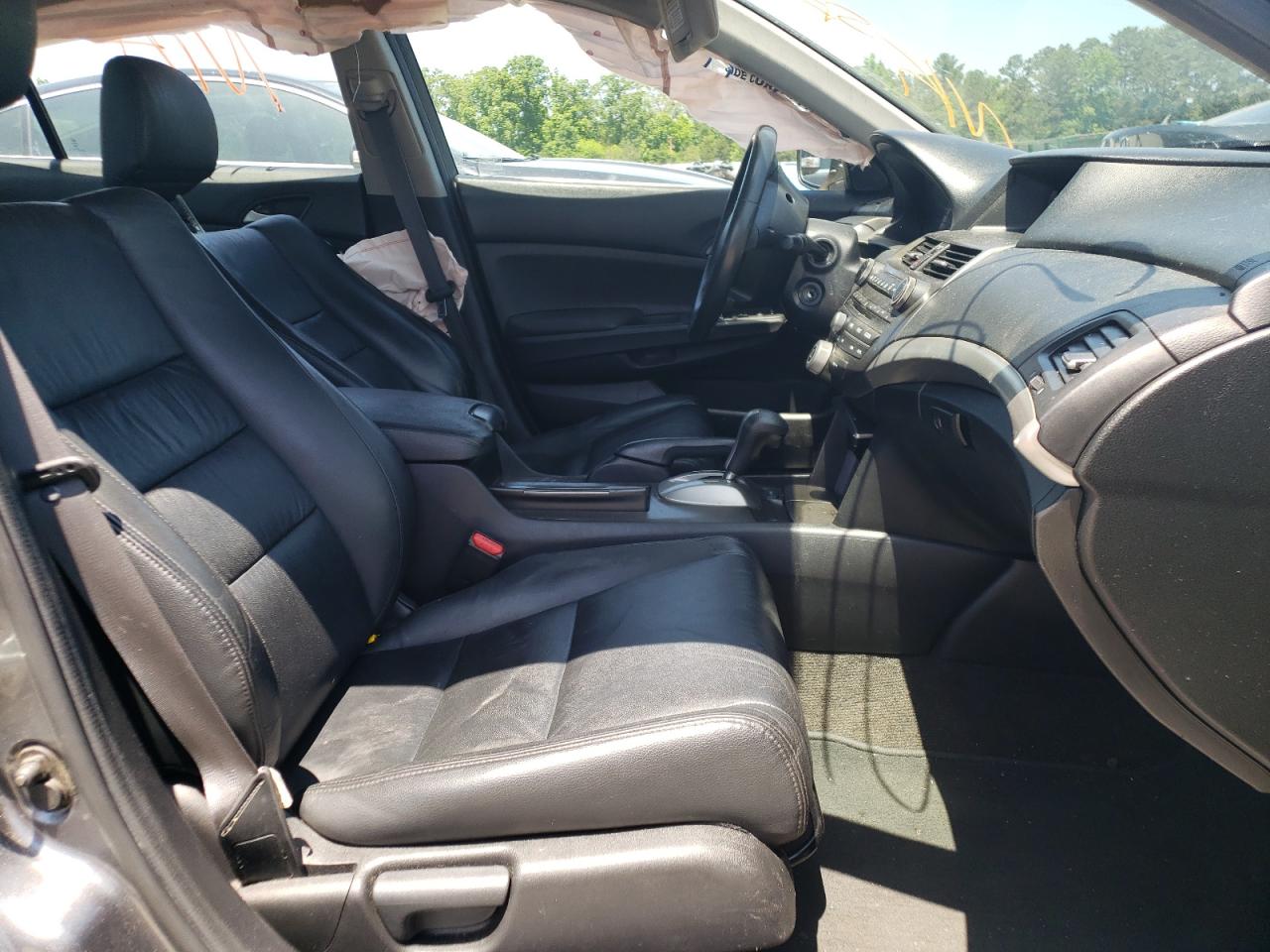 Photo 5 from auction – 2011 HONDA ACCORD SE with VIN 1HGCP2F68BA151313