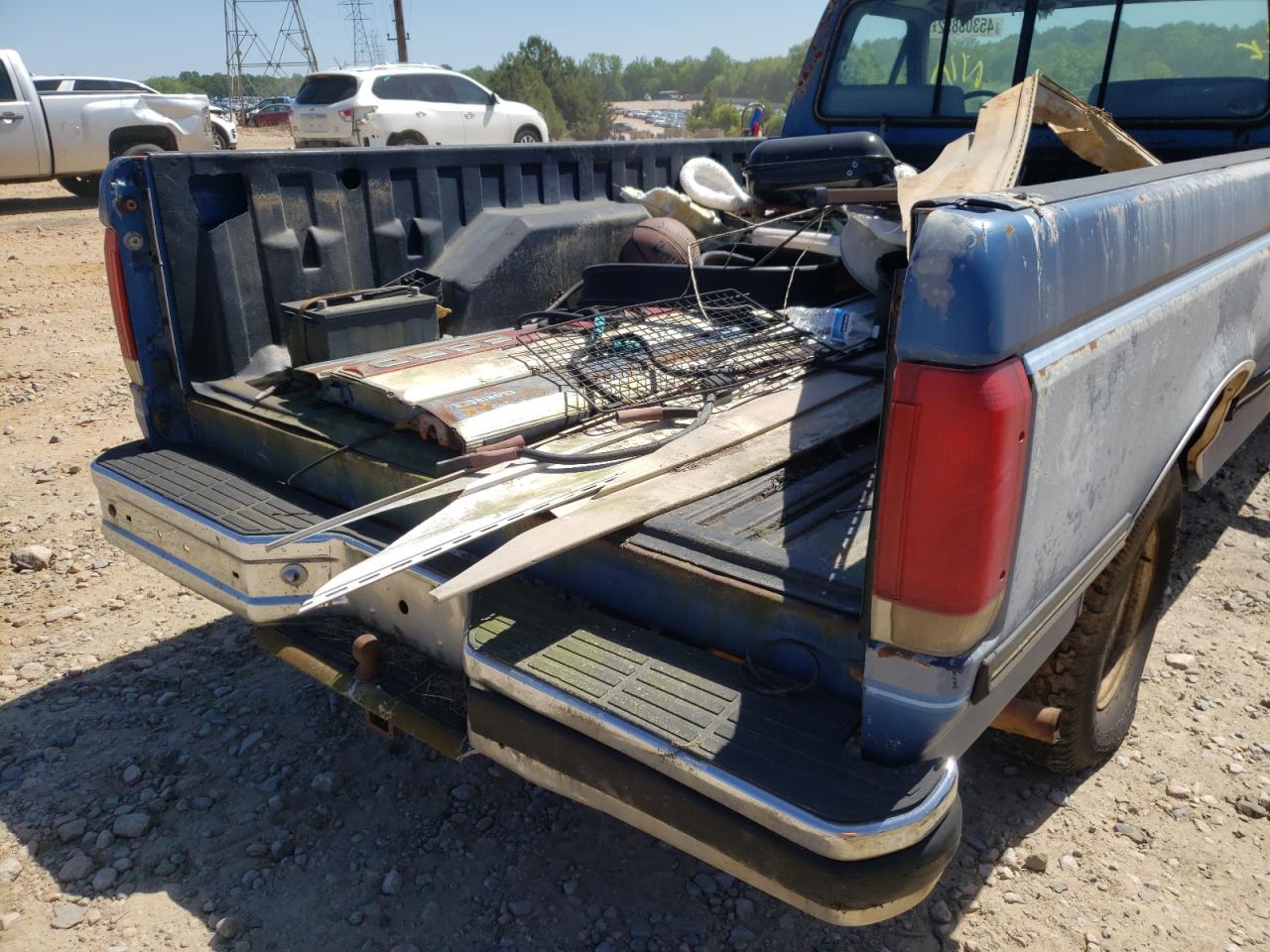 Photo 9 from auction – 1990 FORD F150 with VIN 1FTDF15N3LNB32106
