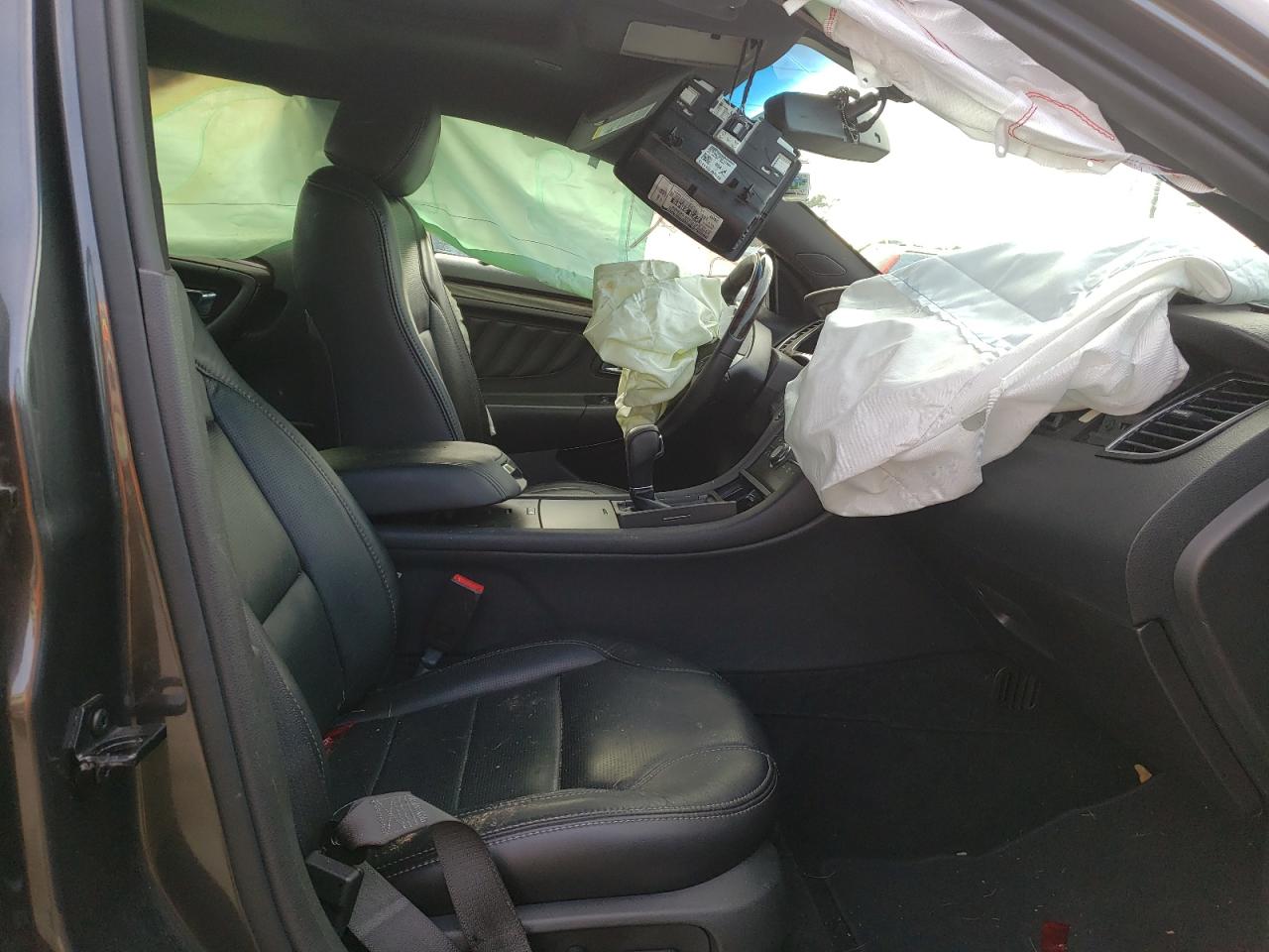 Photo 5 from auction – 2015 FORD TAURUS LIM with VIN 1FAHP2F80FG196096