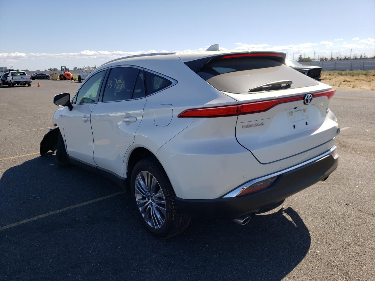 Photo 3 from auction – 2021 TOYOTA VENZA LE with VIN JTEAAAAH3MJ059356