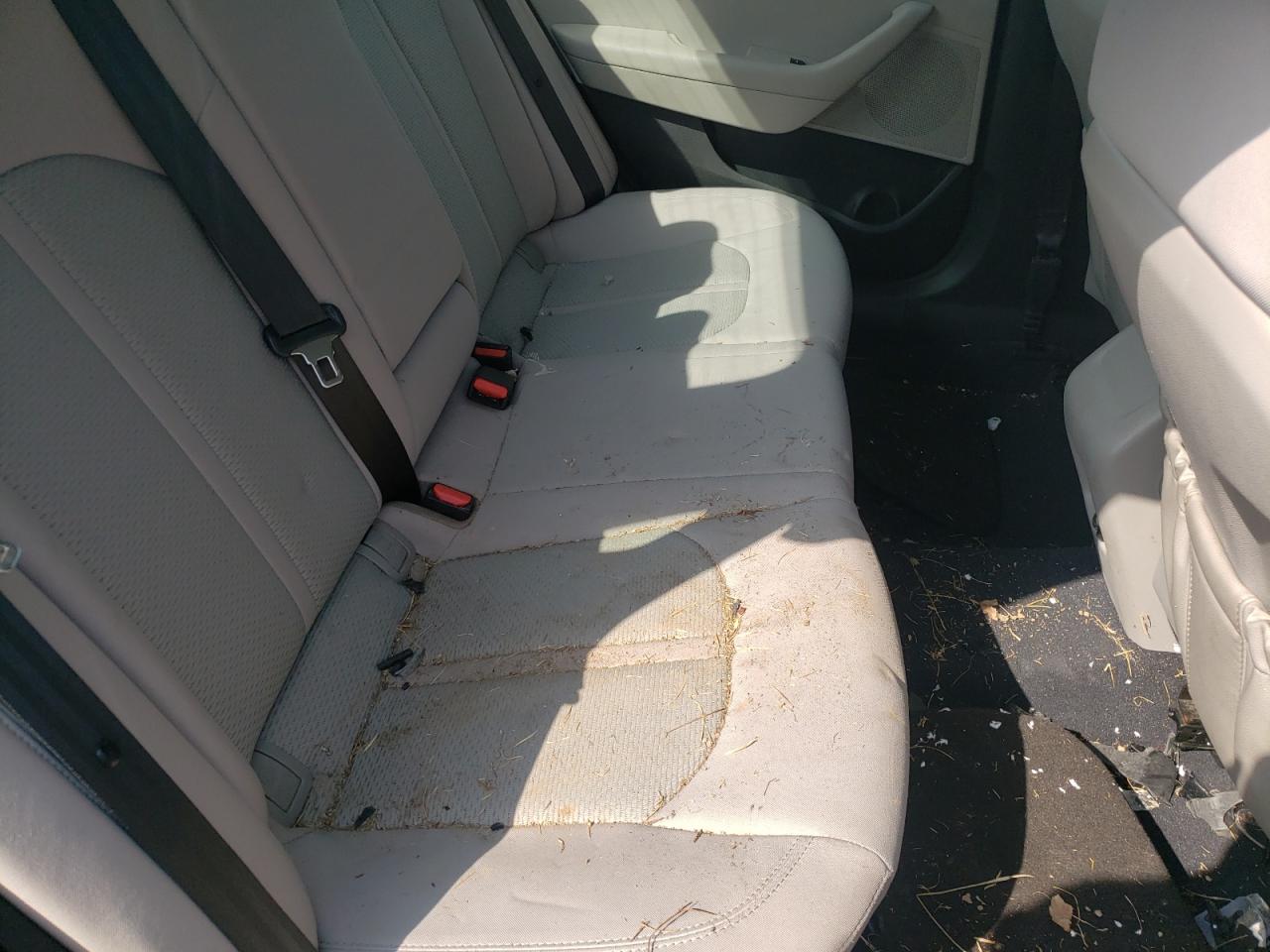 Photo 6 from auction – 2015 HYUNDAI SONATA SE with VIN 5NPE24AF9FH140778