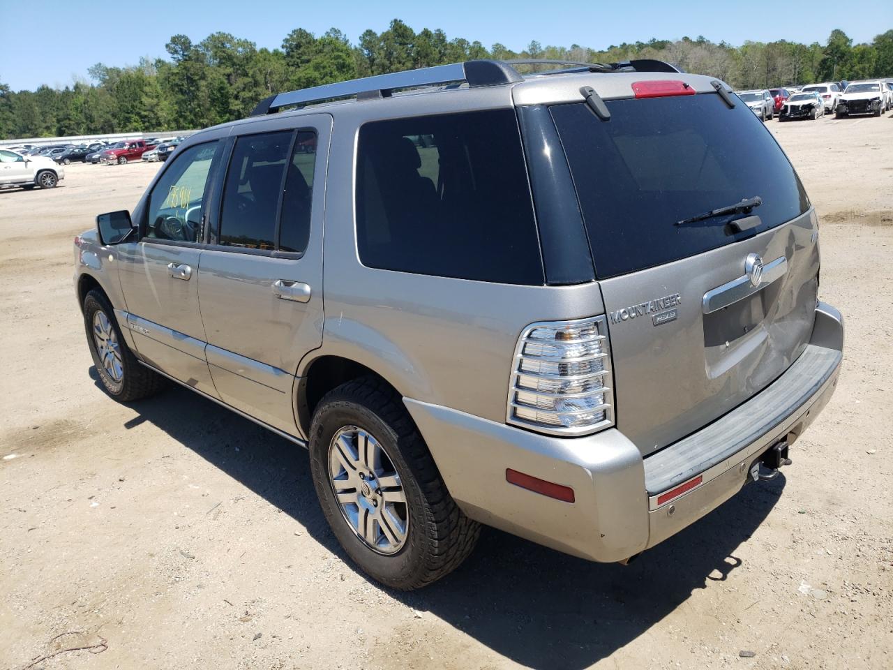 Photo 3 from auction – 2008 MERCURY MOUNTAINEE with VIN 4M2EU48E88UJ11525